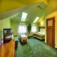 JAGIELLONSKI hotel Sanok noclegi restauracja SPA Wellness wypoczynek w Polsce